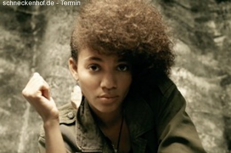 NNEKA Werbeplakat